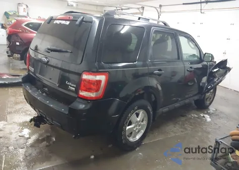 2011 Ford Escape Xlt z USA, uszkodzony, nr VIN 1FMCU9DG7BKC38959